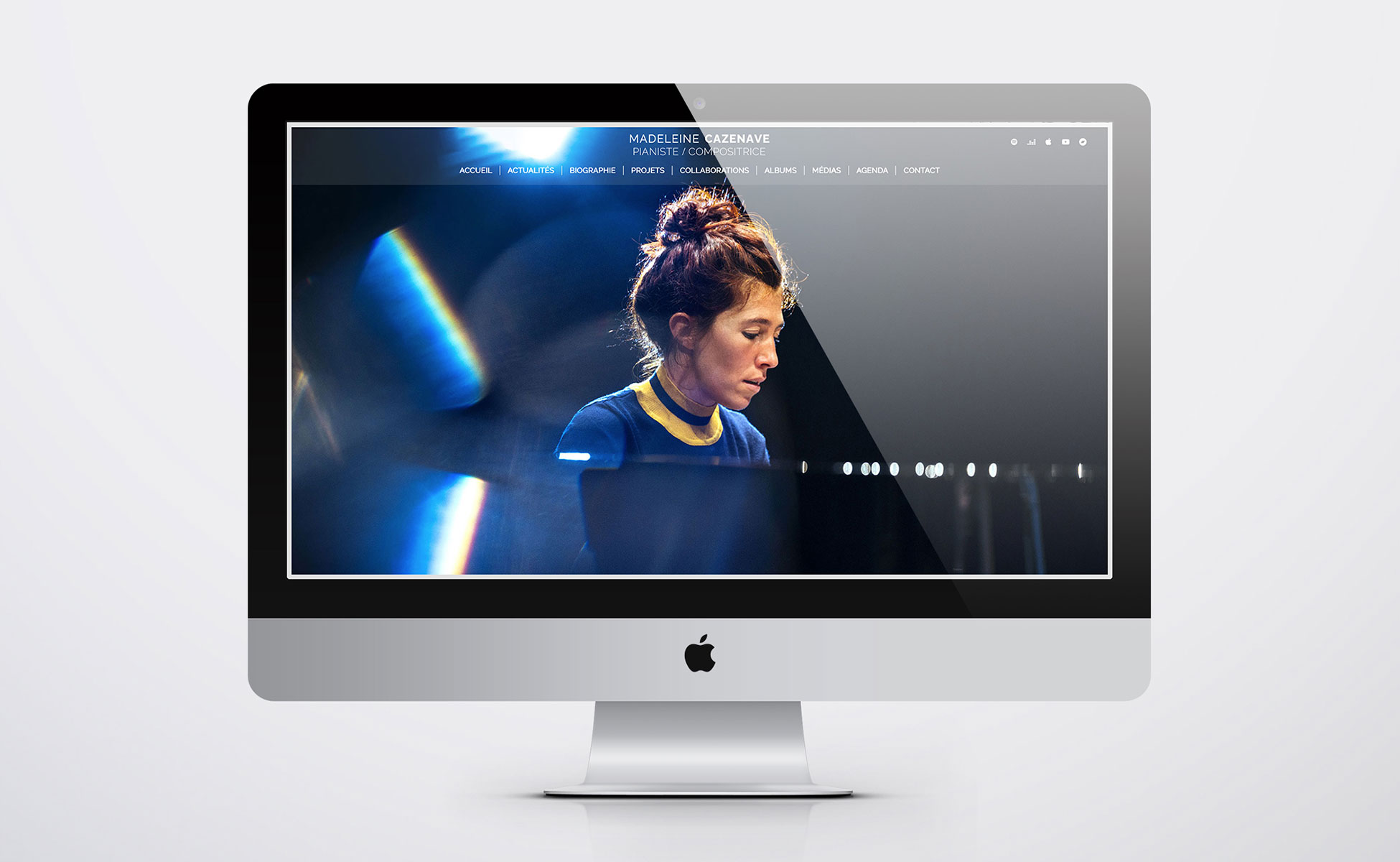 Slider 1 - YAOF Design - Site Web - Madeleine Cazenave